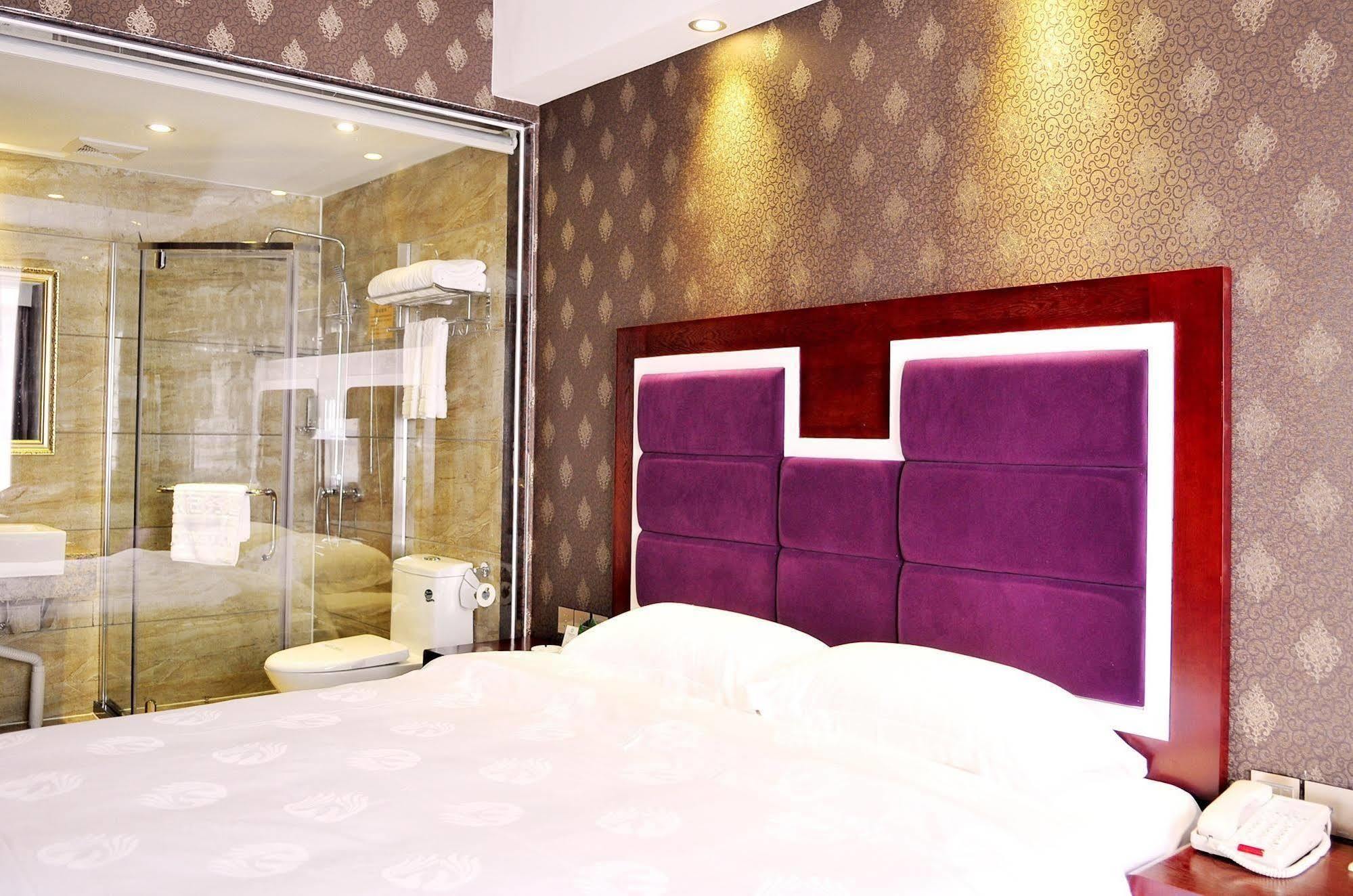 Yuwei Business Hotel Kuej-lin Exteriér fotografie